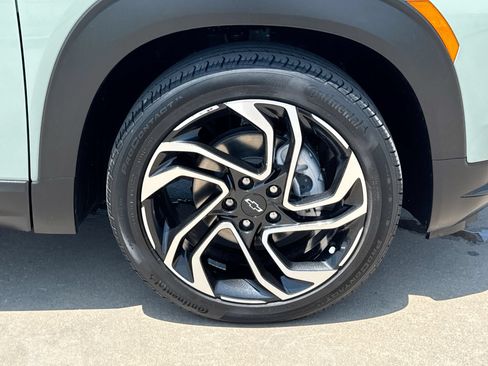 Used 2024 Chevrolet TrailBlazer RS w/ Driver Confidence Package FWD image 10