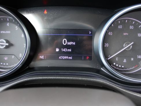 Used 2022 Buick Encore GX Select FWD image 30