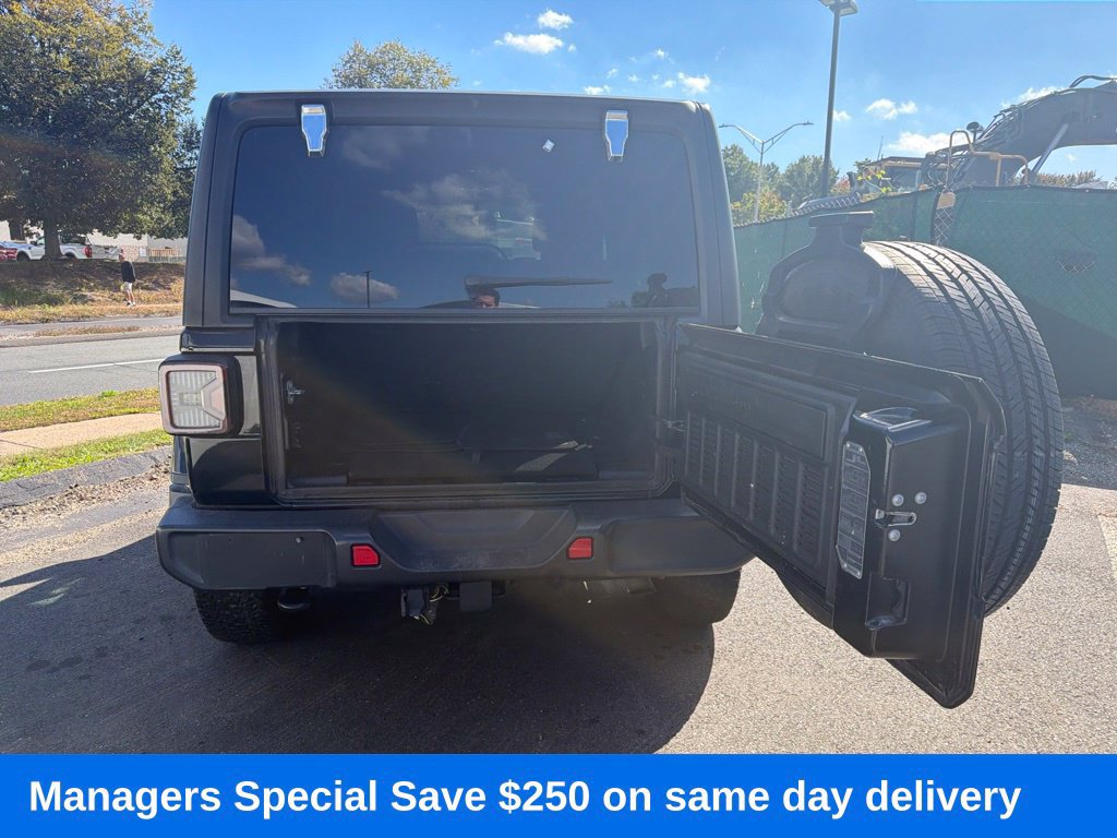 Used 2020 Jeep Wrangler Unlimited Sahara AWD/4WD image 24