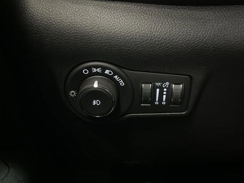 New 2026 Jeep Compass Trailhawk w/ Sun, Sound & Navigation Group image 26