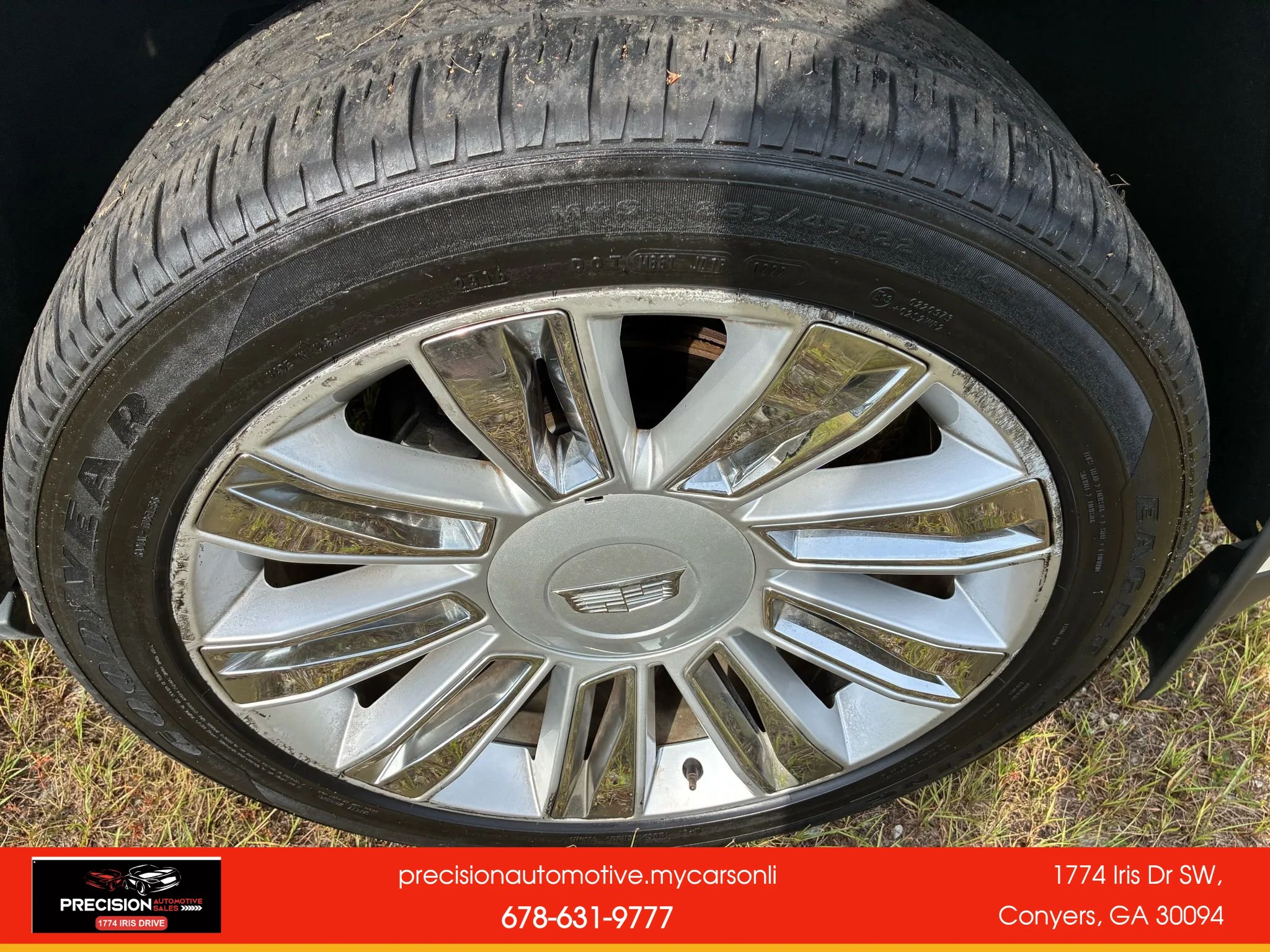 Used 2015 Cadillac Escalade Platinum AWD/4WD image 40