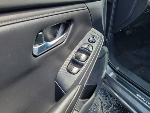 Used 2022 Nissan Sentra SV w/ All-Weather Package FWD image 15