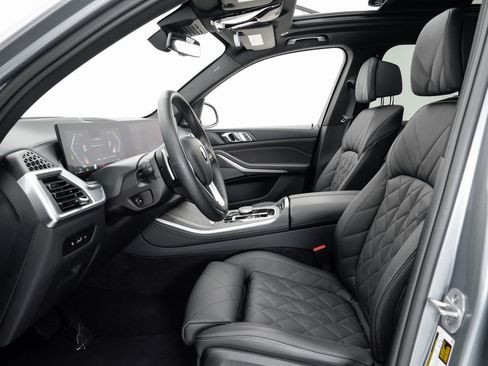 Used 2024 BMW X5 xDrive40i w/ Premium Package image 6
