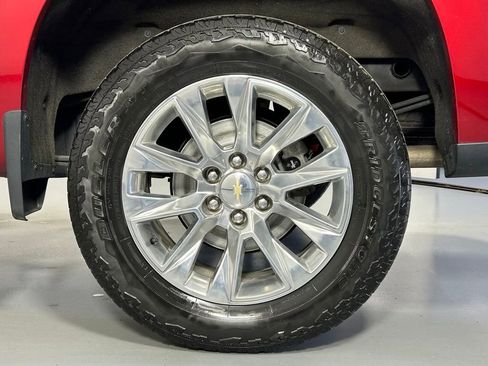 Used 2021 Chevrolet Silverado 1500 LTZ AWD/4WD image 37