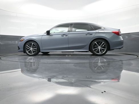 Certified 2022 Honda Civic Touring image 35