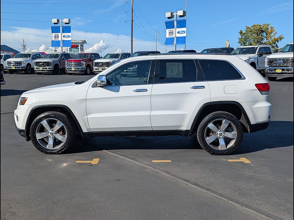 Used 2016 Jeep Grand Cherokee Limited AWD/4WD image 9