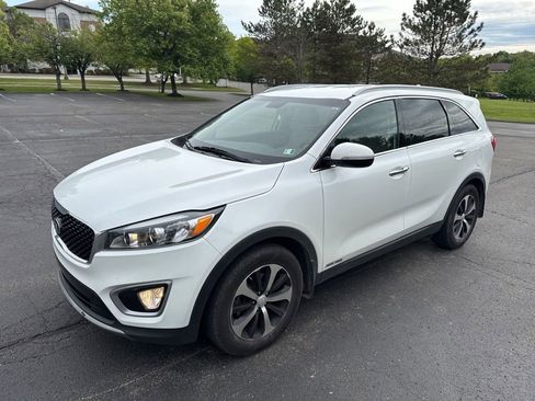 Used 2018 Kia Sorento EX AWD/4WD image 3