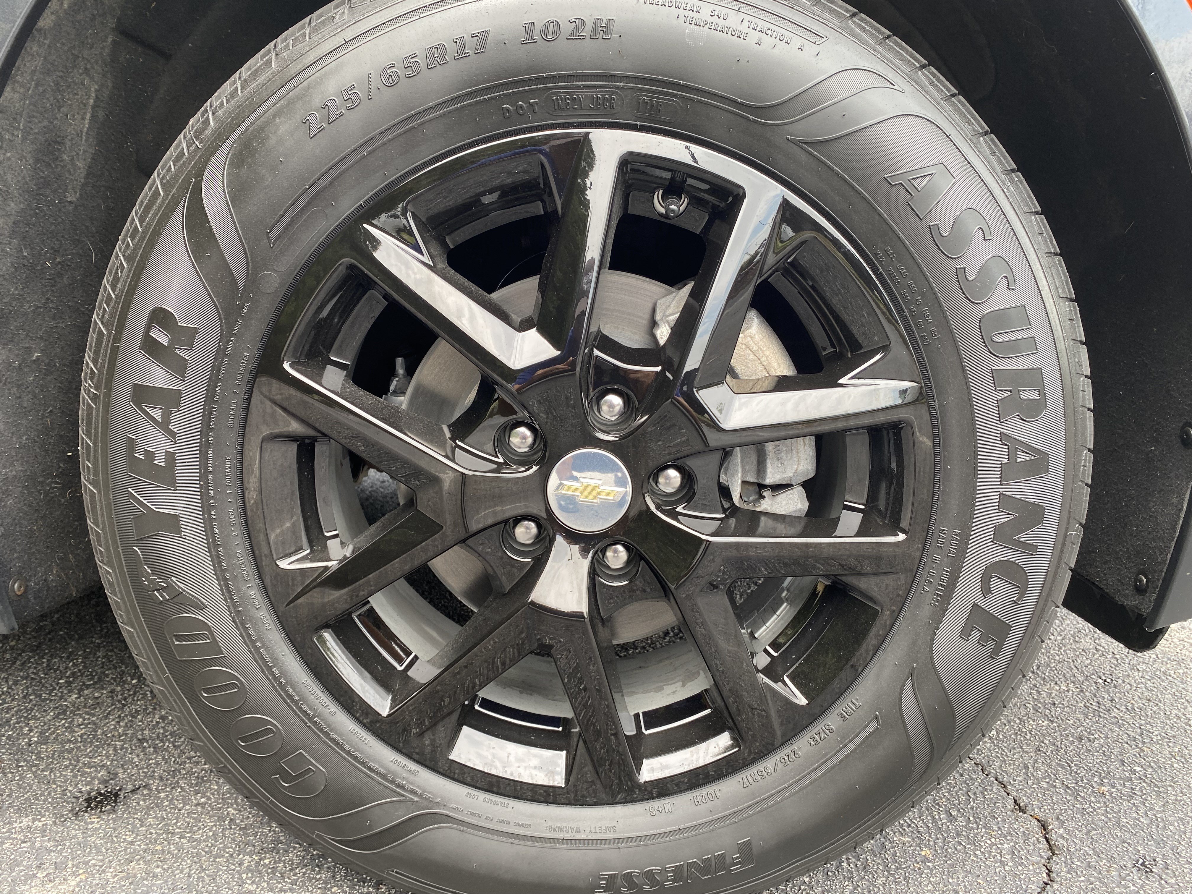 Used 2023 Chevrolet Equinox LT AWD/4WD image 13