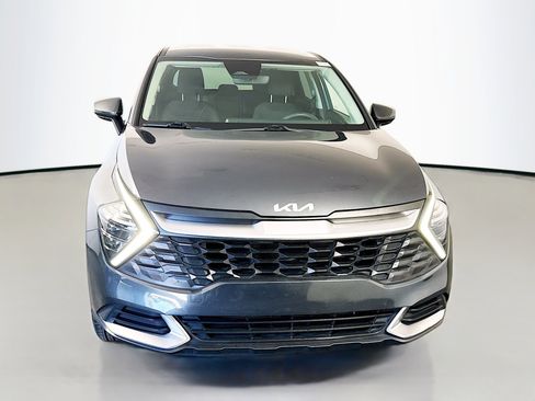 Used 2024 Kia Sportage LX image 2
