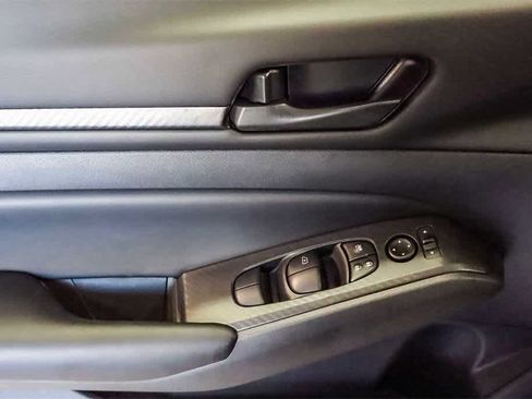 New 2025 Nissan Altima 2.5 S image 22