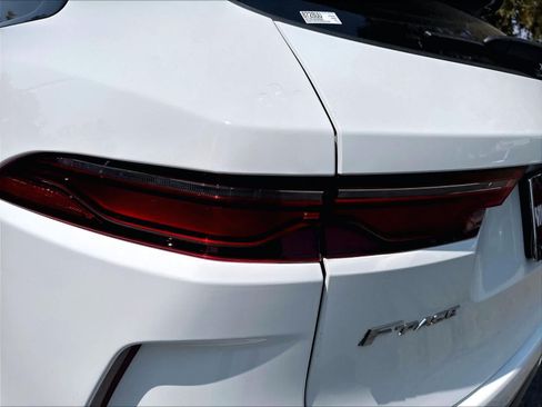 Used 2021 Jaguar F-PACE SVR AWD/4WD image 32