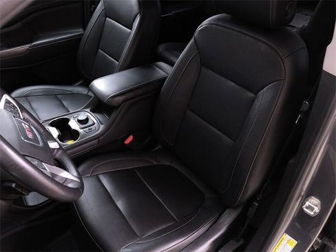 Used 2020 GMC Acadia SLT image 25