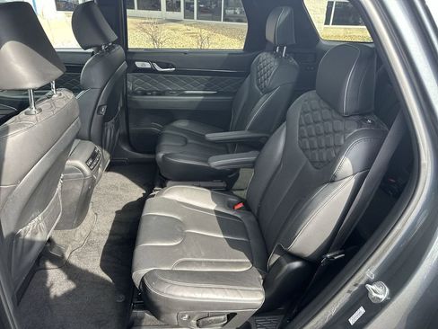 Used 2022 Hyundai Palisade Calligraphy image 24