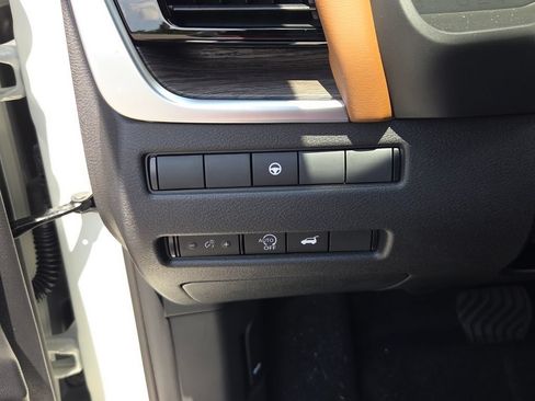 New 2026 Nissan Rogue Platinum AWD/4WD image 25