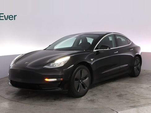 Used 2019 Tesla Model 3 Standard Range Plus RWD image 2