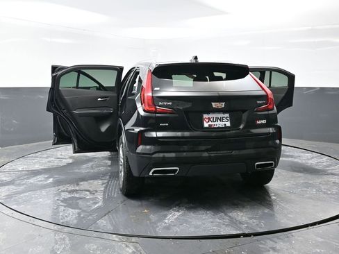 Used 2025 Cadillac XT4 Premium Luxury image 59