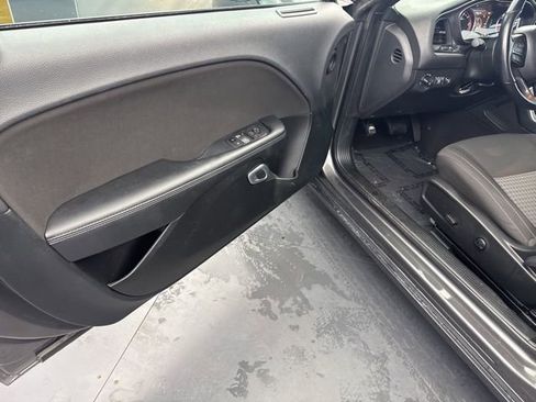 Used 2022 Dodge Challenger GT image 28