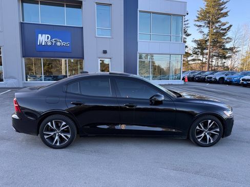 Used 2020 Volvo S60 T6 R-Design image 5