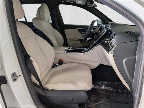 Used 2026 Mercedes-Benz GLC 300 4MATIC image 20