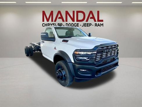 New 2026 RAM 5500 Tradesman AWD/4WD image 4