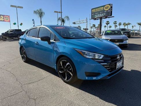 Certified 2025 Nissan Versa SR w/ Trunk Package FWD image 1