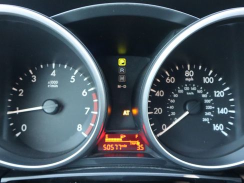 Used 2012 MAZDA MAZDA5 Touring w/ Moonroof & Audio Pkg image 33