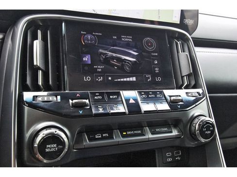 Used 2024 Lexus LX 600 F Sport AWD/4WD image 25