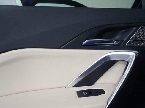 Used 2025 BMW X2 M35i image 13