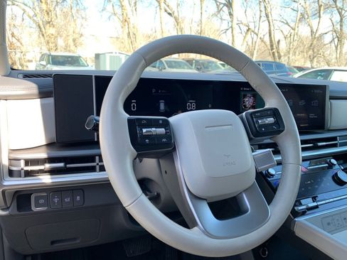 Used 2025 Hyundai Santa Fe SEL image 37