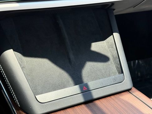 Used 2024 Tesla Model X AWD/4WD image 13