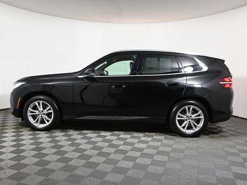 Certified 2025 BMW X3 xDrive30i w/ Premium Package image 2