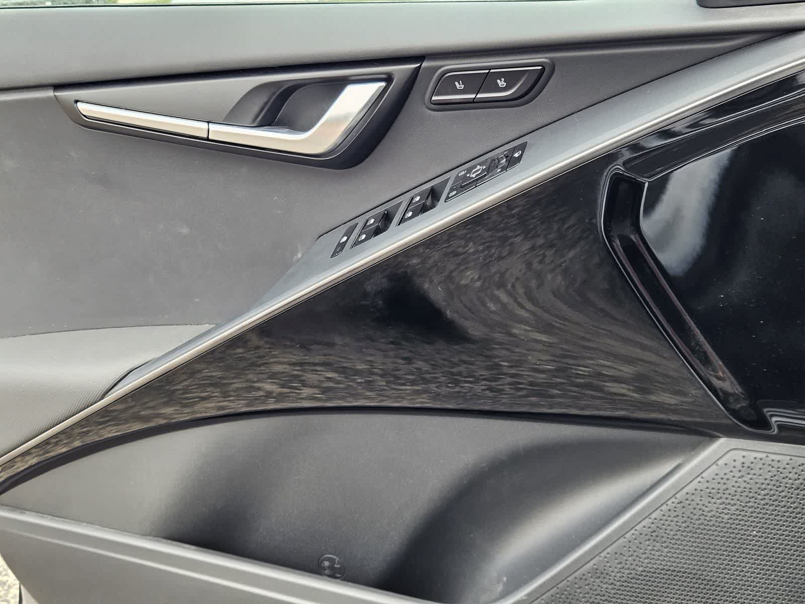 Certified 2023 Kia Niro Wave w/ Wave Preserve Package FWD image 21