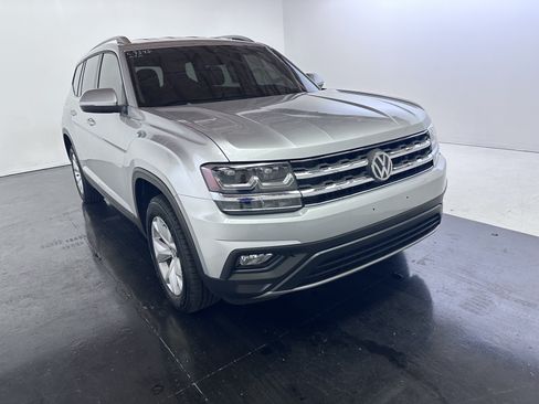 Used 2018 Volkswagen Atlas SE AWD/4WD image 4