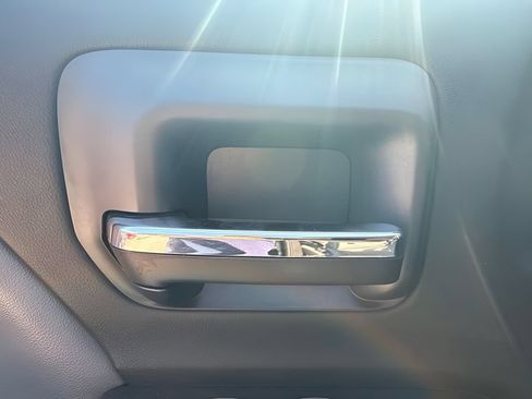 Used 2017 Chevrolet Silverado 1500 LT w/ All Star Edition AWD/4WD image 12