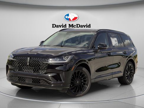 New 2026 Lincoln Aviator Reserve AWD/4WD image 2