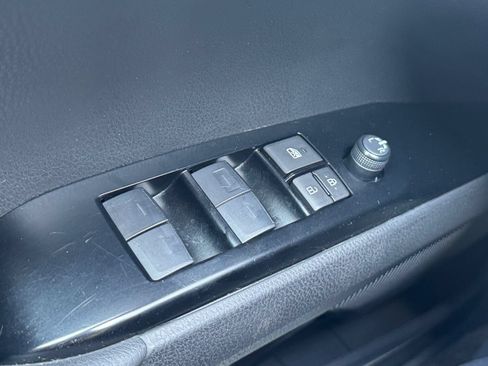 Used 2025 Toyota Camry LE FWD image 15