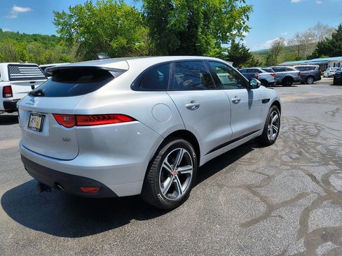 Used 2020 Jaguar F-PACE R-Sport AWD/4WD image 9