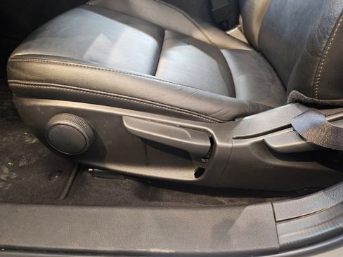 Used 2024 MAZDA MAZDA3 s image 24