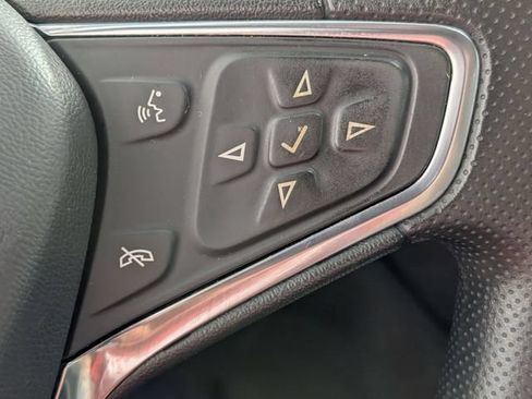 Used 2023 Chevrolet Equinox LT w/ LPO, Floor Liner Package AWD/4WD image 16