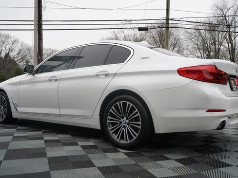 Used 2018 BMW 530e xDrive image 10
