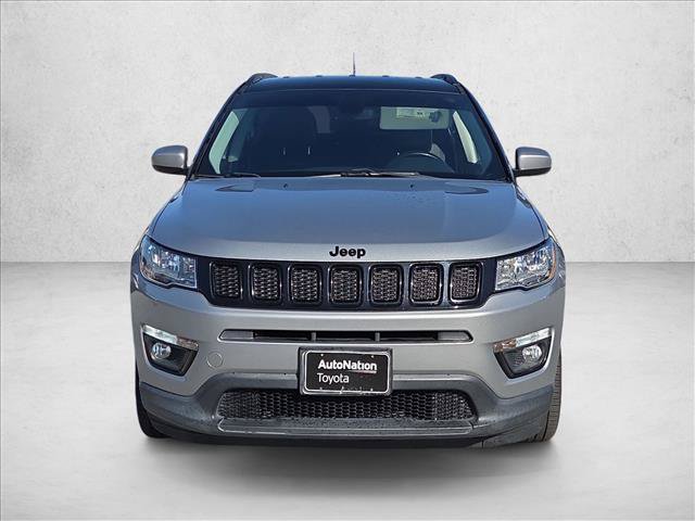 Used 2018 Jeep Compass Latitude w/ Popular Equipment Group FWD image 2