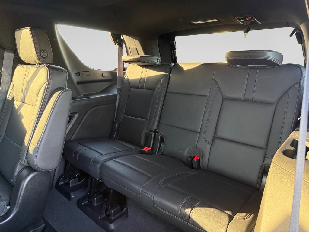 Used 2024 Chevrolet Tahoe RST w/ RST Performance Edition AWD/4WD image 35