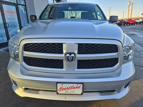 Used 2014 RAM 1500 Express image 17