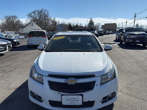 Used 2014 Chevrolet Cruze LT w/ RS Package image 2