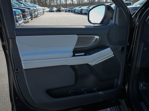 New 2026 Ford Expedition Platinum w/ Platinum Ultimate Package AWD/4WD image 26