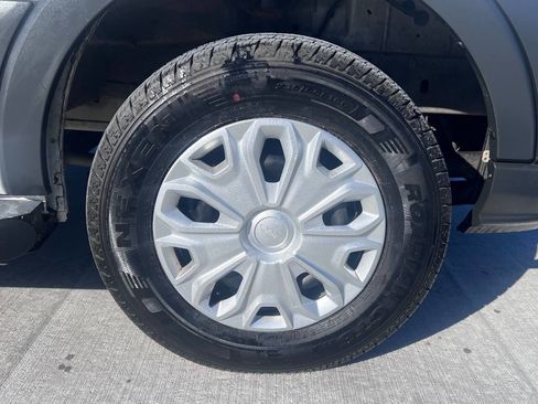 Used 2016 Ford Transit 250 XL w/ Exterior Upgrade Package image 17