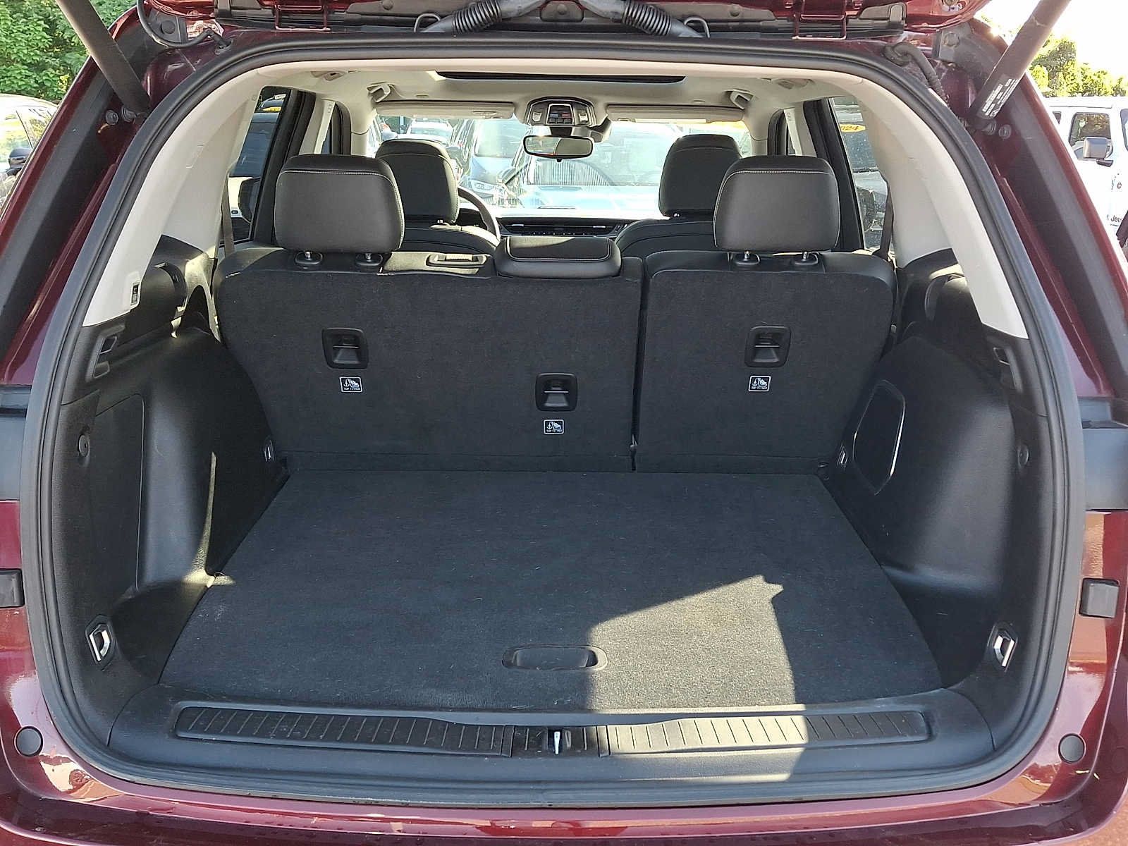 Used 2023 Jeep Grand Cherokee 4WD 4xe image 31