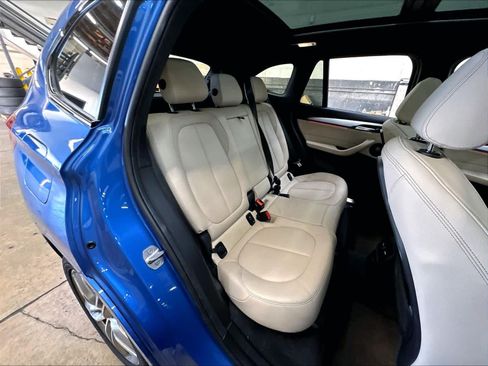 Used 2019 BMW X1 xDrive28i w/ M Sport Package AWD/4WD image 29