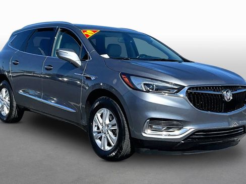 Used 2019 Buick Enclave Essence image 7