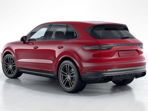 Used 2023 Porsche Cayenne AWD/4WD image 3